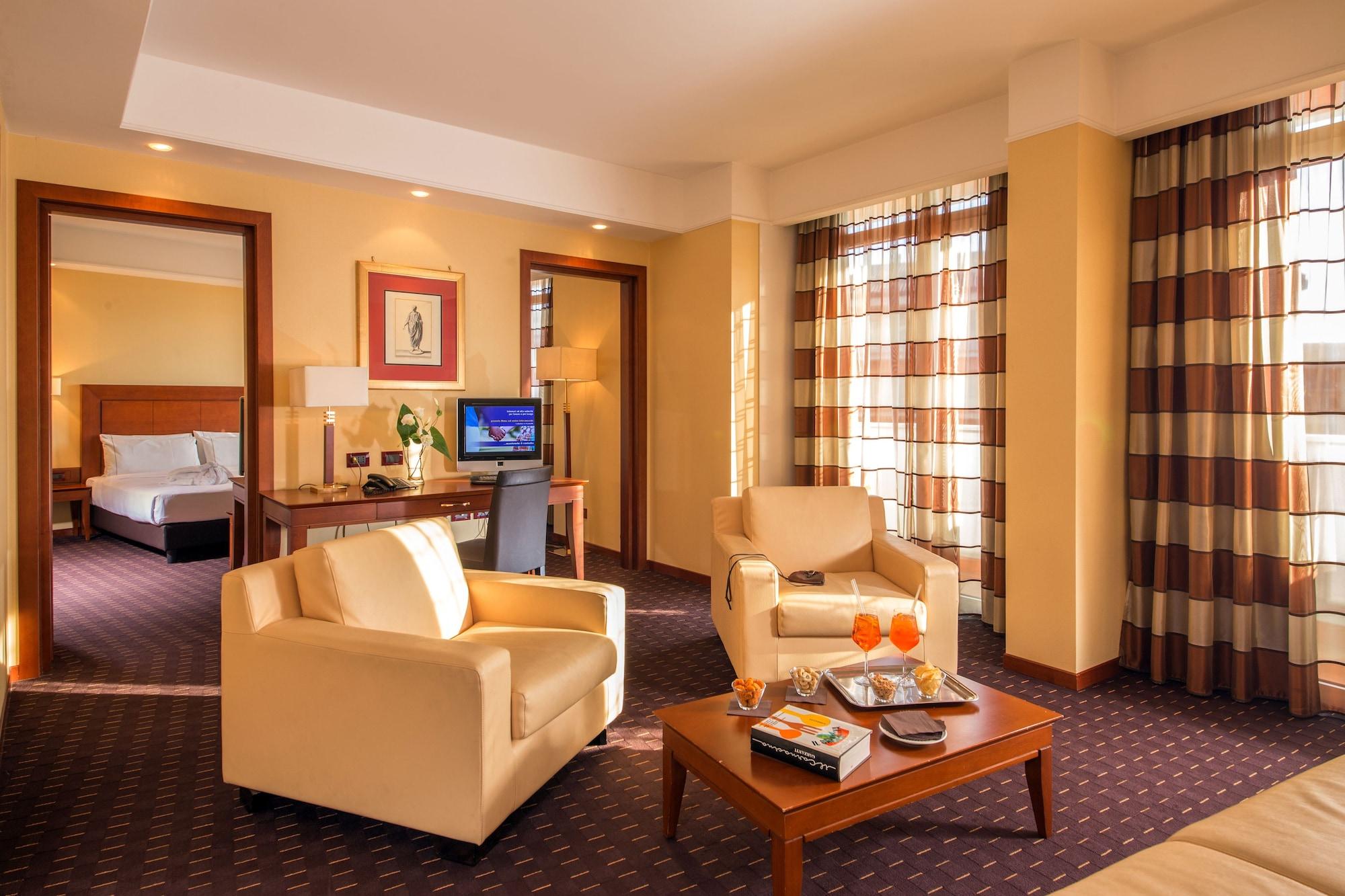 Hotel Capannelle Roma Bagian luar foto