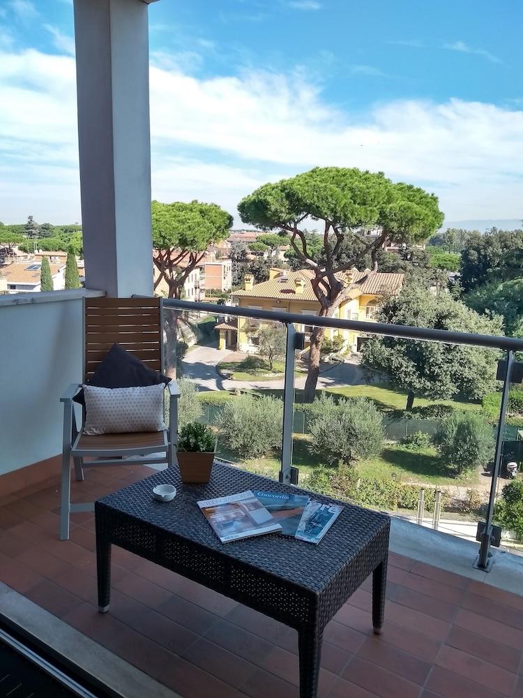 Hotel Capannelle Roma Bagian luar foto